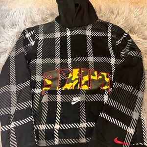 Nike air hoodie kids xl